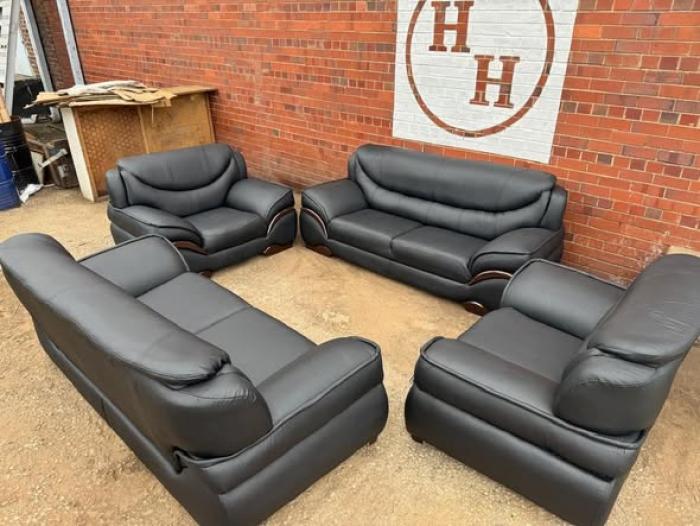 kristy sofa