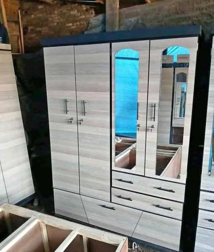 wardrope 4 doors melanine