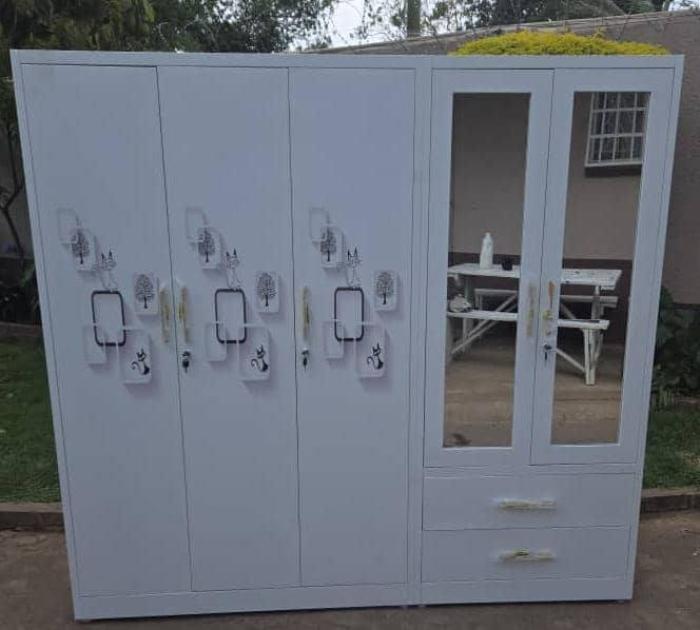 metal wardrope